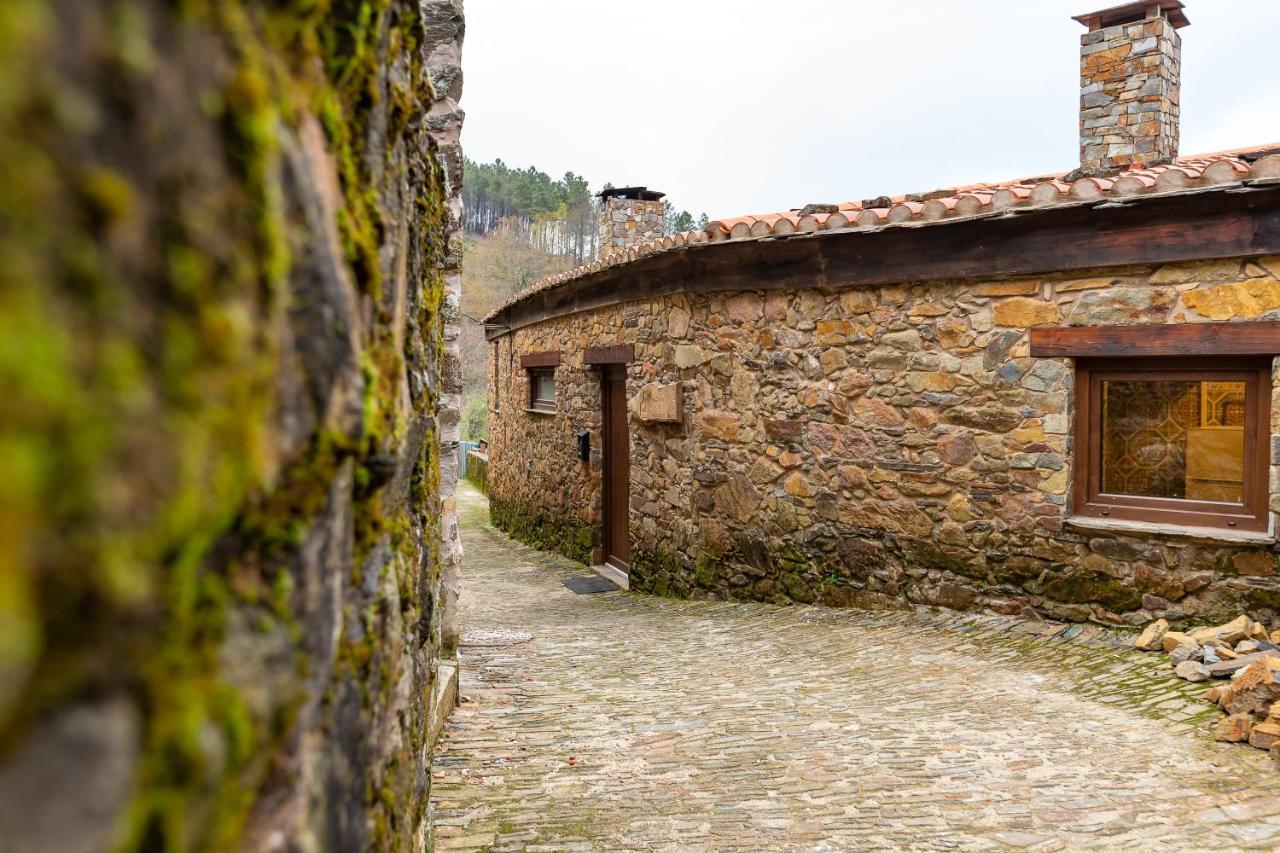 Retiro De Gondramaz - 200 M2 Villa Kültér fotó